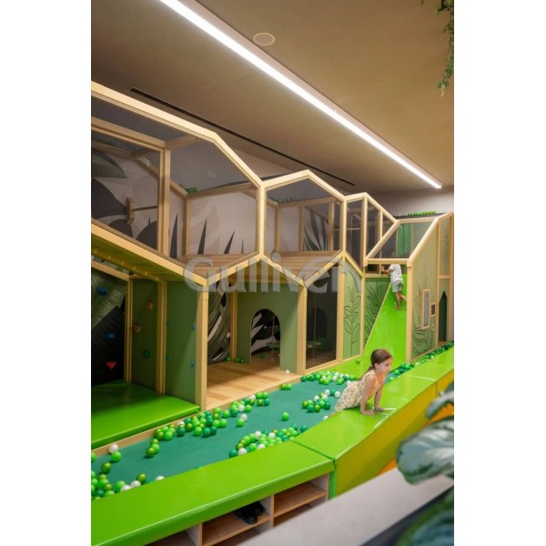 Дитяча ігрова кімната "Лабіринт Радості"